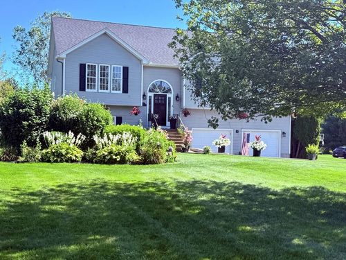82 Hillside Rd, Southwick, MA, 01077-6905 | Card Image