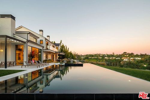890 Linda Flora Dr, LOS ANGELES, CA, 90049 | Card Image