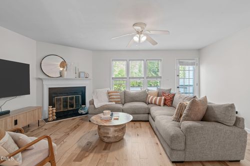 105 Greenmont Ln, Cary, NC, 27511-4368 | Card Image