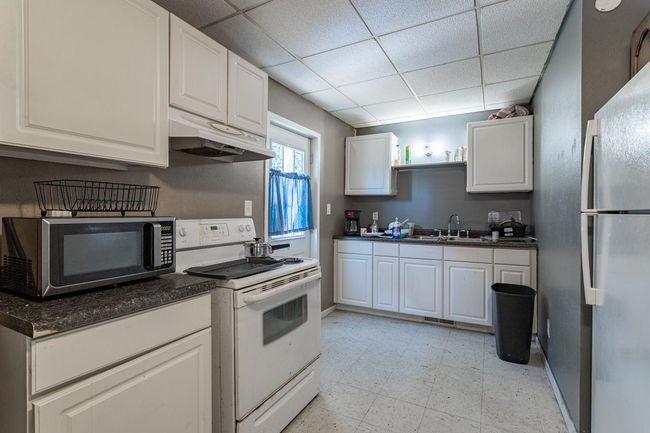 1322 W Main St, Home with 8 bedrooms, 4 bathrooms and null parking in Merrill WI | Image 41