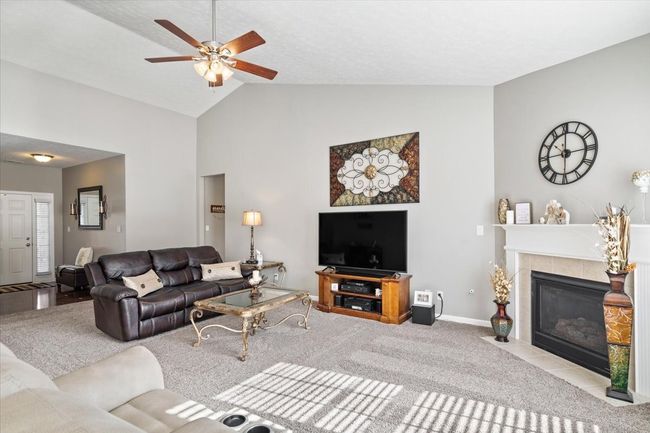 6247 Silver Leaf Dr, House other with 3 bedrooms, 2 bathrooms and null parking in Zionsville IN | Image 7
