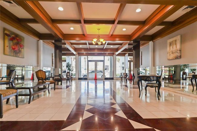 APT-908 - 1400 S Ocean Dr, Condo with 2 bedrooms, 2 bathrooms and null parking in Hollywood FL | Image 34
