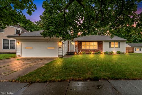 1030 Hillsdale Avenue, Lorain, OH, 44052 | Card Image