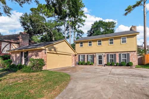 9 Arlington St, Conroe, TX, 77301-1348 | Card Image