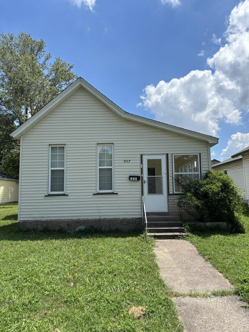 507 3rd Street, Monett, MO, 65708 | Card Image