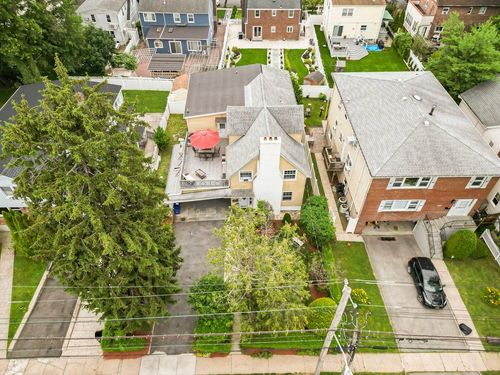 74 Borcher Ave, Yonkers, NY, 10704-2738 | Card Image