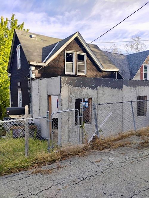 419 Bellvue St, Wall, PA, 15148-1329 | Card Image