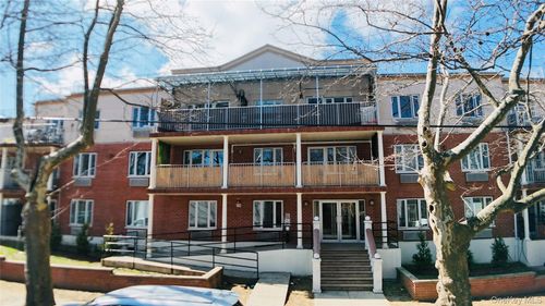 apt-3d-6434 Grand Central Pkwy, Forest Hills, NY, 11375-1584 | Card Image