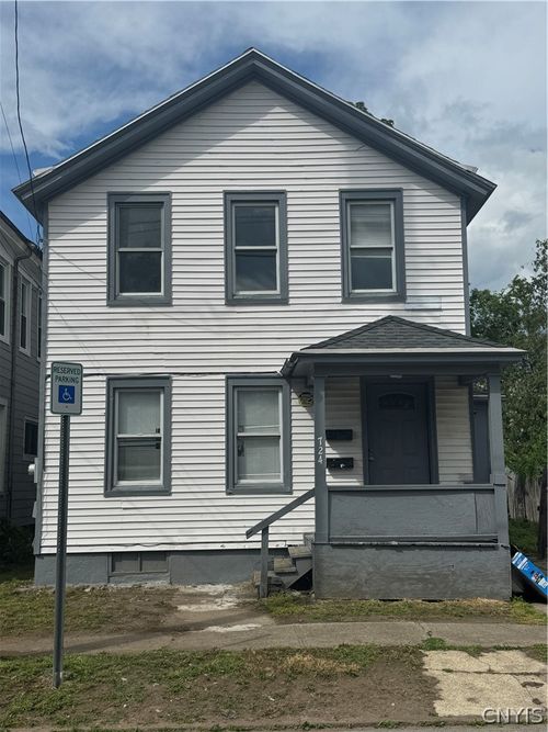 724 Warren St, Utica, NY, 13502-4129 | Card Image