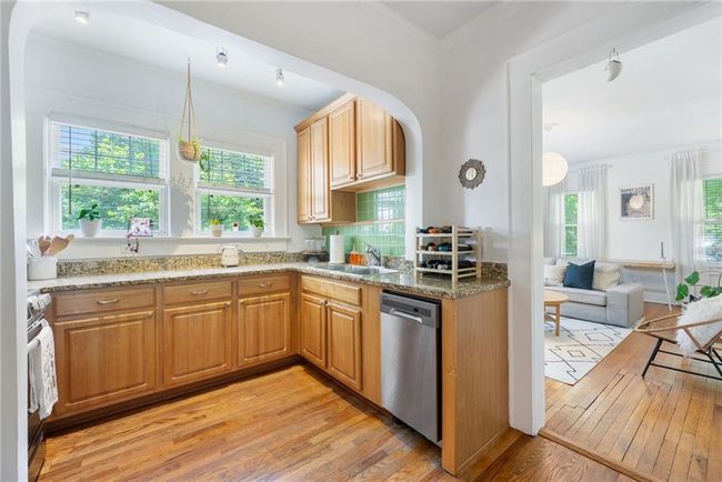 APT-2 - 830 Barnett St Ne, Condo with 1 bedrooms, 1 bathrooms and 1 parking in Atlanta GA | Image 5