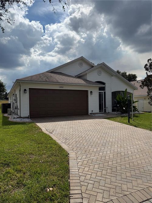 24907 Cranes Roost Cir, LEESBURG, FL, 34748-7465 | Card Image