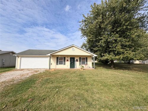 1317 W Church St, Bowling Green, MO, 63334-1235 | Card Image