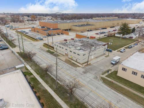 23404 Sherwood Ave, Warren, MI, 48091-2023 | Card Image