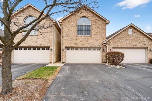 5802-5802 Fieldstone Trl, McHenry, IL, 60050-2213 | Card Image