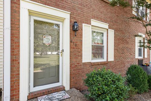 618 Kingswood Dr, Evansville, IN, 47715-7109 | Card Image