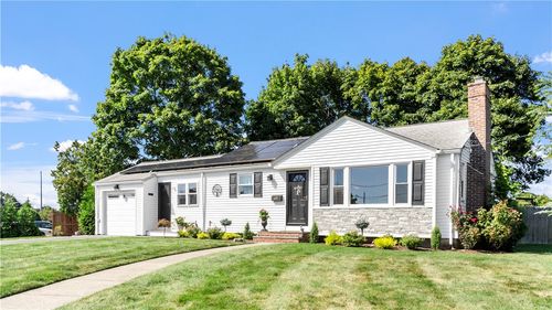49 Elm Dr, Cranston, RI, 02920-5546 | Card Image