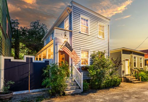 3 Ducs Ct, Charleston, SC, 29403-5089 | Card Image