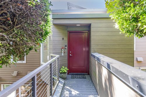 apt-9-101 Nw 58th St, Seattle, WA, 98107-2038 | Card Image
