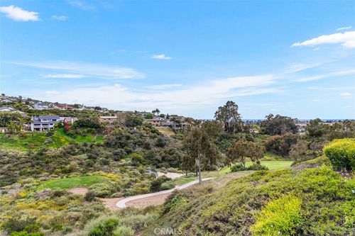 101 Mira Adelante, San Clemente, CA, 92673-3102 | Card Image