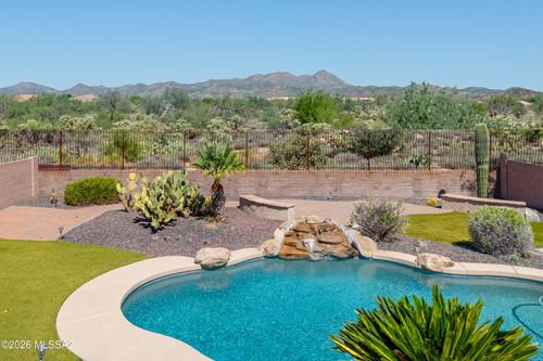 379 E Honey Bee Preserve Way, Oro Valley, AZ, 85755 | Card Image