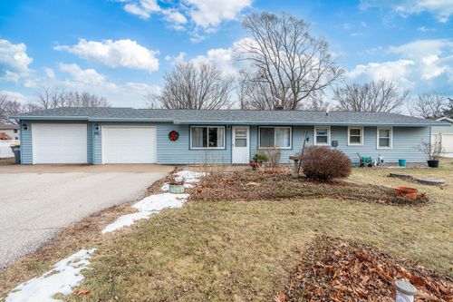 N5868 Lakeview Ct W, Onalaska, WI, 54650-9611 | Card Image