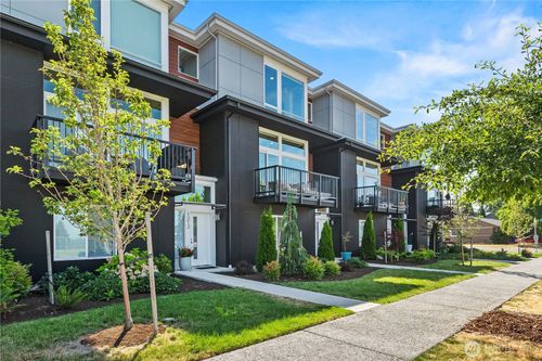 1208 Harrington Ave Ne, Renton, WA, 98056-3045 | Card Image