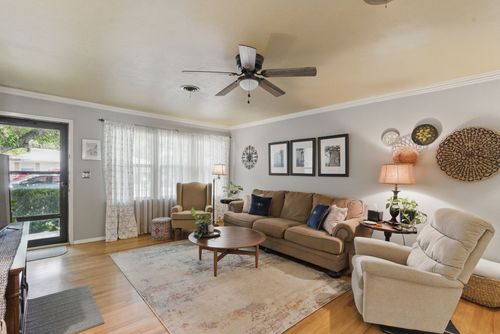 6050 Douglas St, Fort Worth, TX, 76114-3109 | Card Image