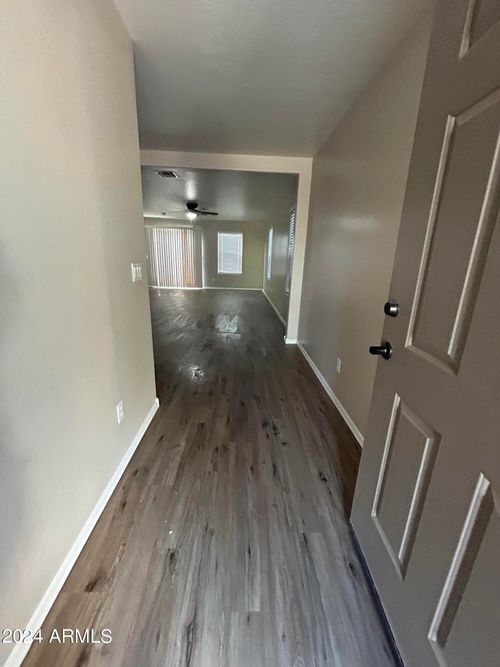 2488 E Meadow Lark Way, San Tan Valley, AZ, 85140-5620 | Card Image