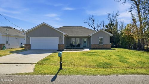 705 W 8th St, Lynn Haven, FL, 32444-1631 | Card Image