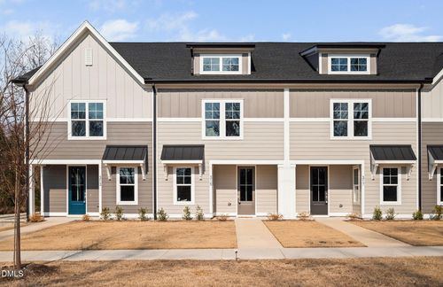 313 E 4th St, Wendell, NC, 27591-9045 | Card Image