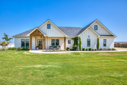 8296 Chad Rd, San Angelo, TX, 76905-7674 | Card Image
