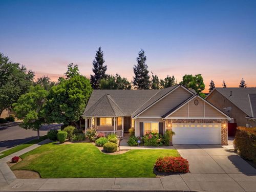 4651 W Morris Ave, Fresno, CA, 93722-7778 | Card Image