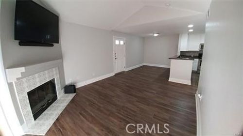 unit-206-2400 Del Mar Way, Corona, CA, 92882-1107 | Card Image