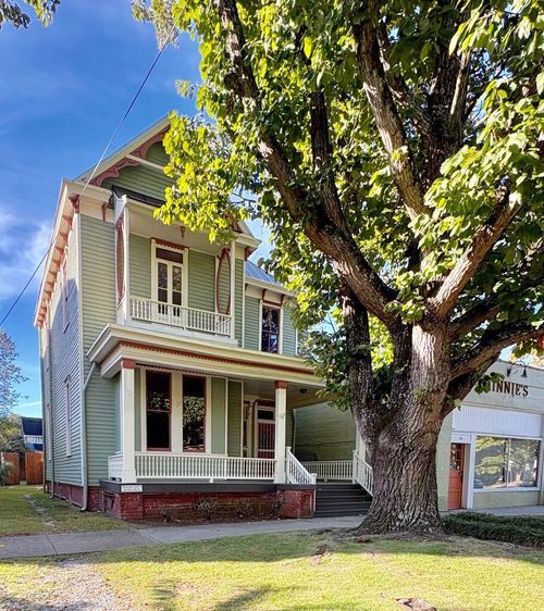 108 8th St, Columbus, GA, 31901-2738 | Card Image