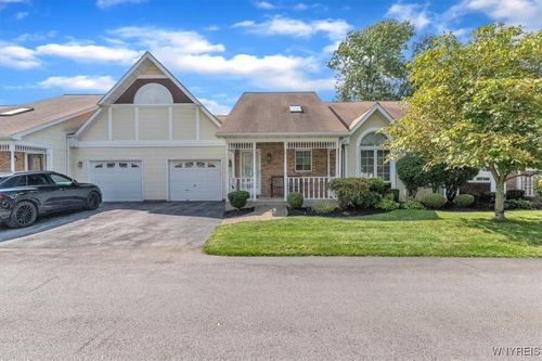 40 Spicebush Ln, Amherst, NY, 14221-1787 | Card Image