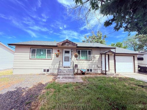 829 14th St, Clarkston, WA, 99403-2317 | Card Image