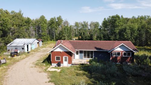 831043 Highway 64, Rural Clear Hills County, AB, T0H2A0 | Card Image