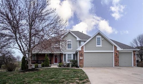 11319 N Holly St, Kansas City, MO, 64155-3555 | Card Image