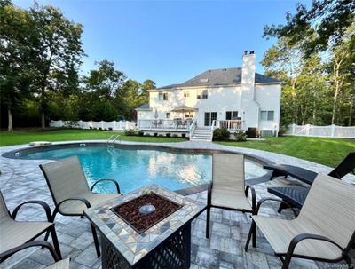 15 Silas Woods Road, House other with 5 bedrooms, 2 bathrooms and null parking in Manorville NY | Image 2