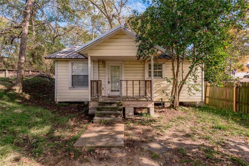 1017 Avenue J, Huntsville, TX, 77320-3969 | Card Image