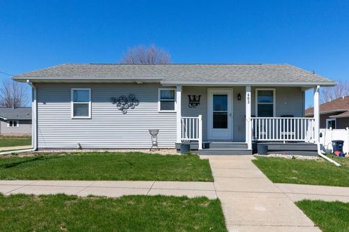 603 4th Ave, Parkersburg, IA, 50665-1026 | Card Image