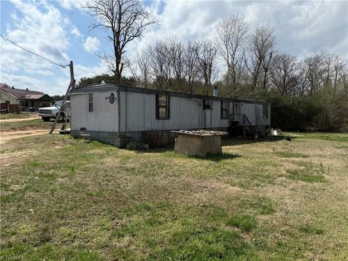 575 Culver Rd, Milton, NC, 27305-9784 | Card Image