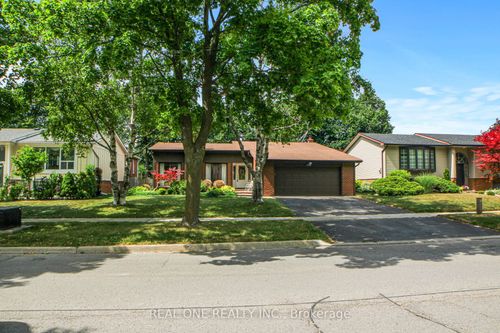 134 Ramona Blvd, Markham, ON, L3P2K4 | Card Image