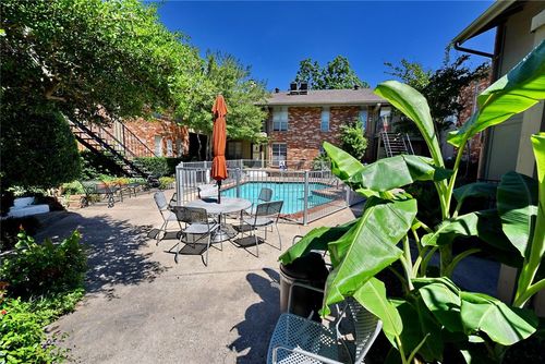 apt-107-4317 Hartford St, Dallas, TX, 75219-2631 | Card Image