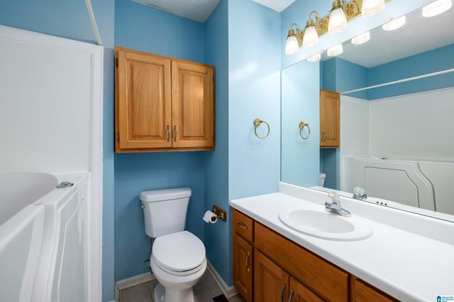 523 Seminole Trl, House other with 3 bedrooms, 3 bathrooms and null parking in PELL CITY AL | Image 44