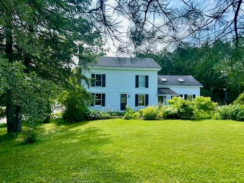 4 Huntley Rd, Westford, VT, 05494-9622 | Card Image