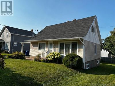 319 Goderich St, House other with 4 bedrooms, 2 bathrooms and null parking in Dalhousie NB | Image 3