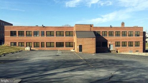 3609 Derry St, HARRISBURG, PA, 17111-1901 | Card Image