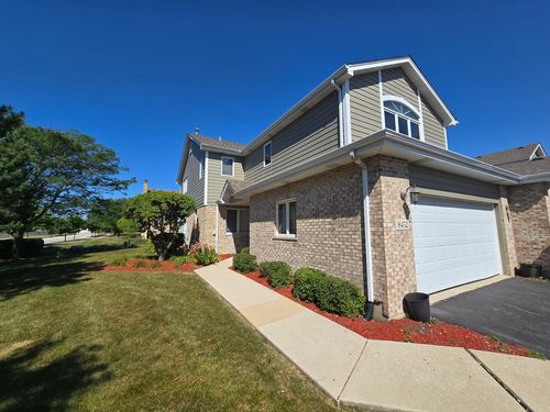 8452 Dunmore Dr, Tinley Park, IL, 60487-4495 | Card Image