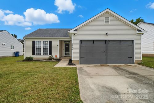 3254 Hawick Commons Dr, Concord, NC, 28027-8725 | Card Image